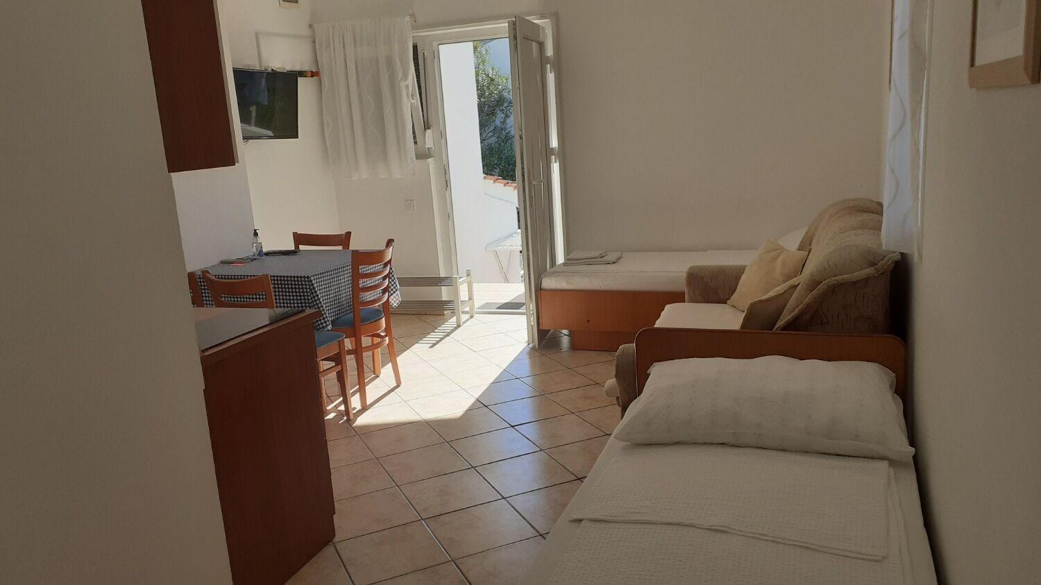 Apartments Dobri - 500M From Beach 宁 外观 照片