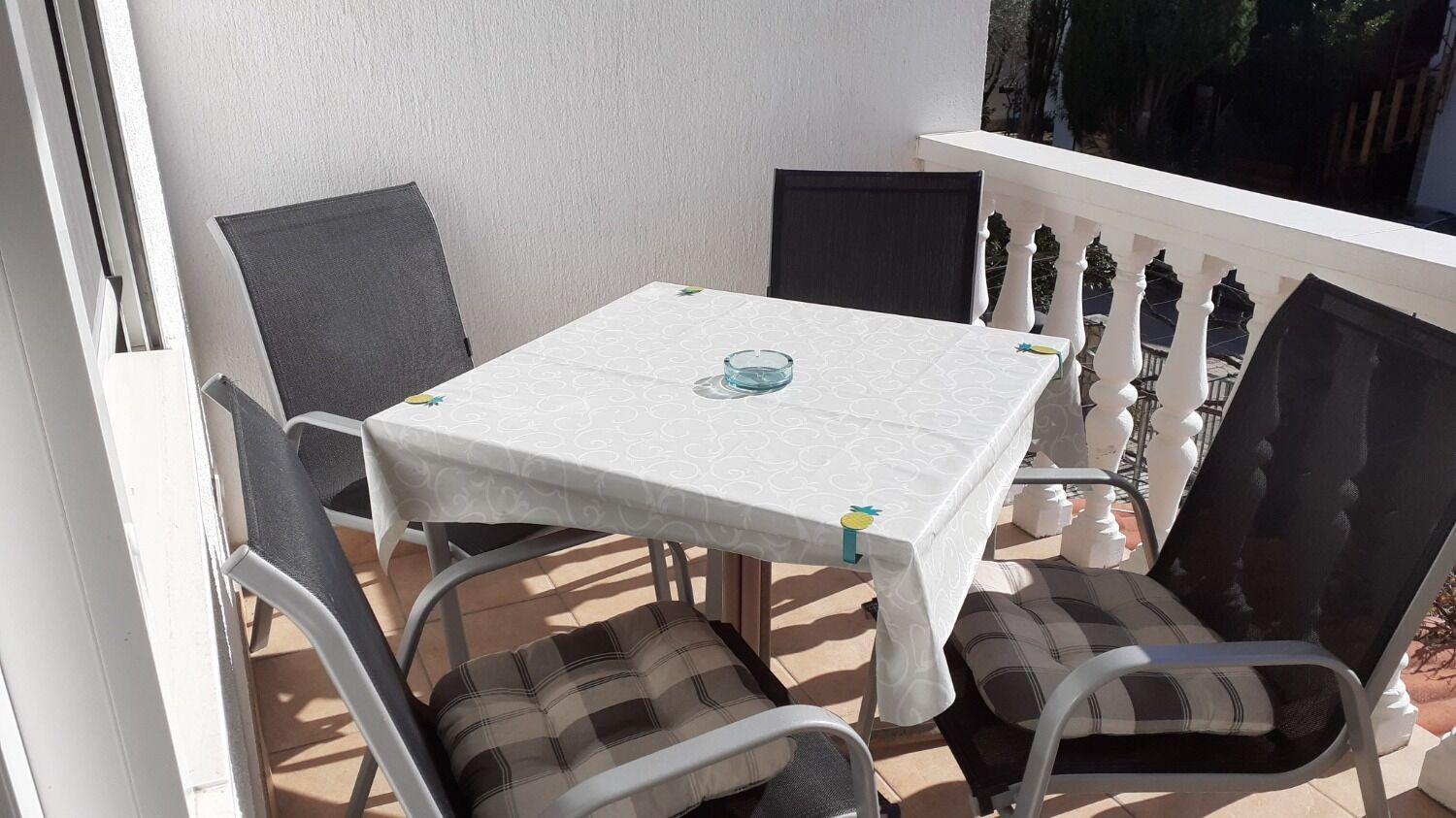 Apartments Dobri - 500M From Beach 宁 外观 照片